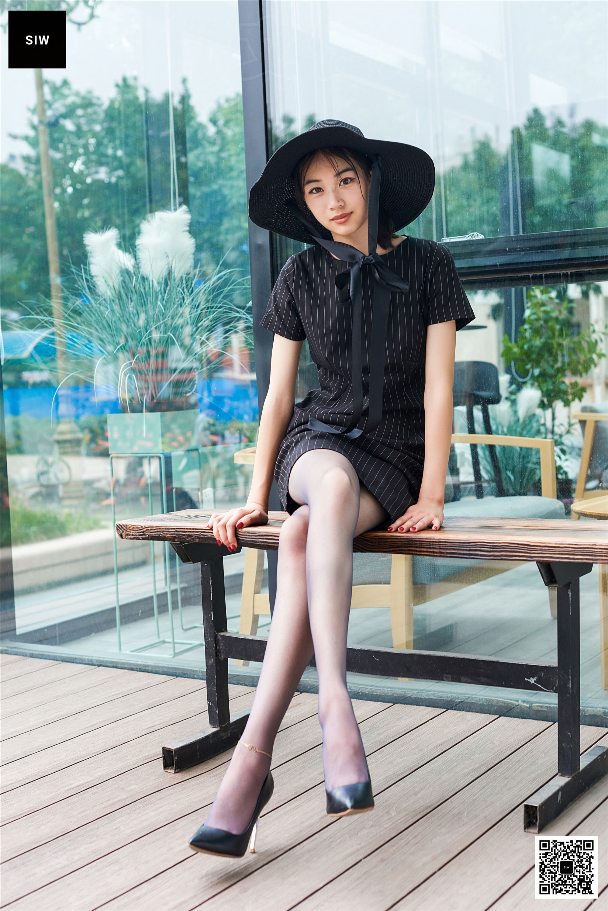 SIW斯文传媒 048 中式条纹小清新短袖连衣裙 - 丽莉